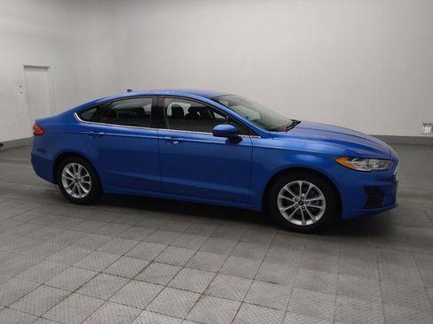 Used 2019 Ford Fusion SE FWD image 11