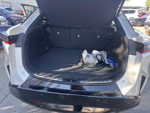 Used 2023 Lexus RZ 450e Premium image 10