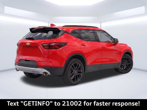 Used 2022 Chevrolet Blazer LT FWD image 4