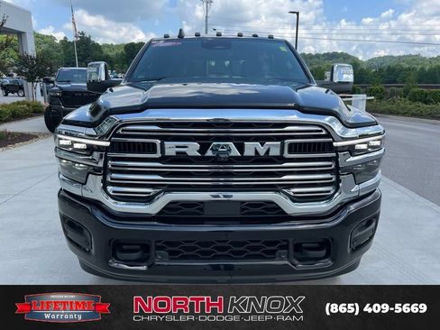 New 2026 RAM 2500 Laramie AWD/4WD image 30