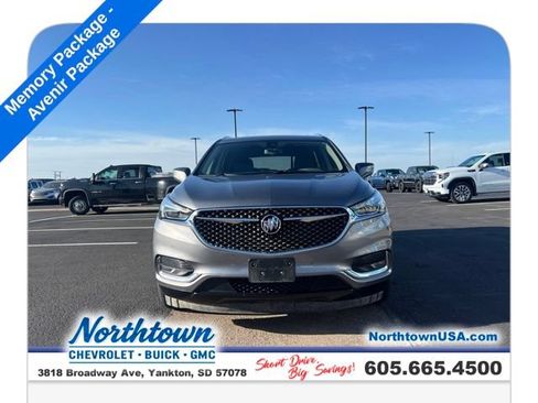 Used 2019 Buick Enclave Avenir w/ Avenir Technology Package AWD/4WD image 3