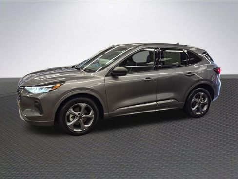Used 2023 Ford Escape ST-Line w/ Equipment Group 301A FWD image 2