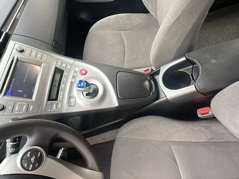 Used 2014 Toyota Prius One image 24