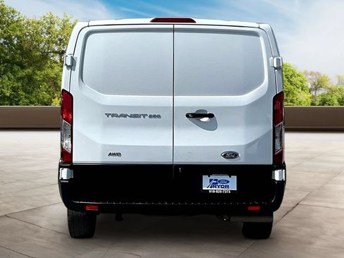 Used 2024 Ford Transit 250 Low Roof AWD image 4
