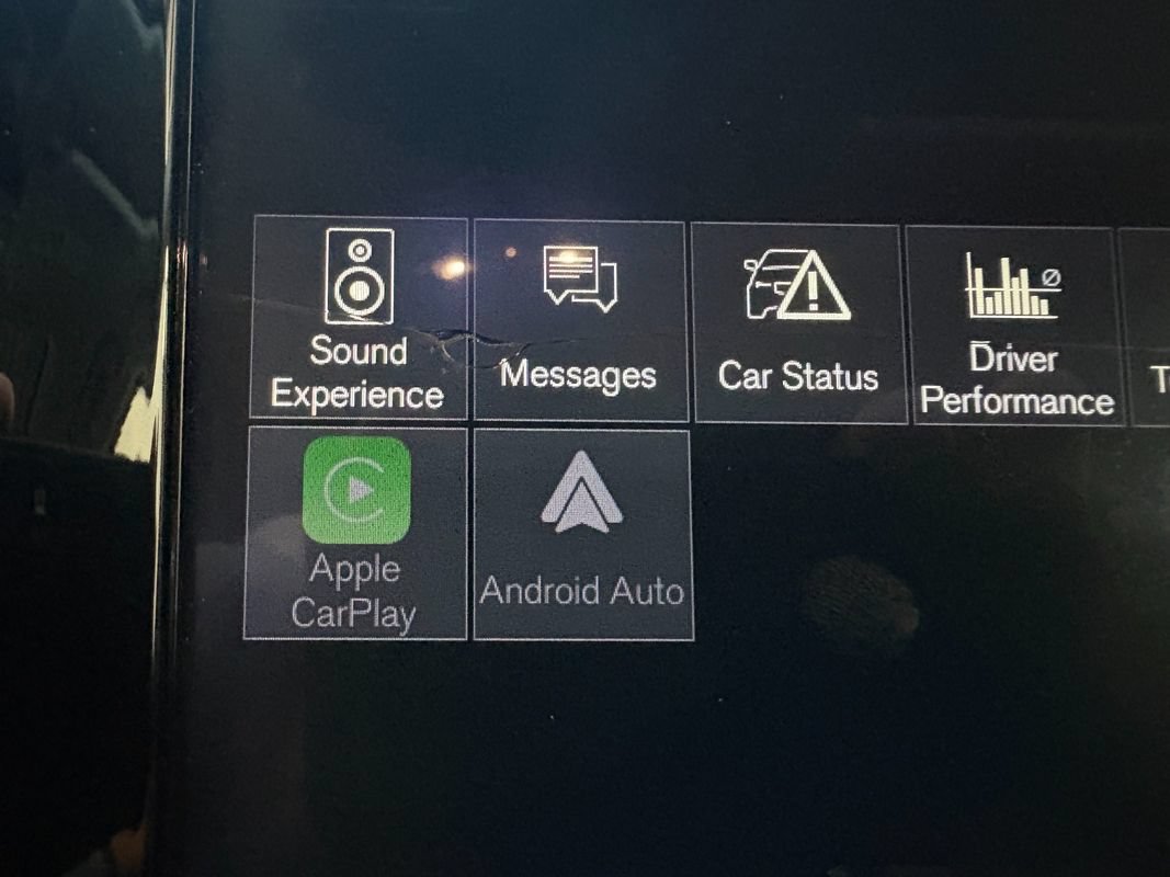 Used 2019 Volvo XC90 T5 Momentum w/ Multimedia Package AWD/4WD image 24
