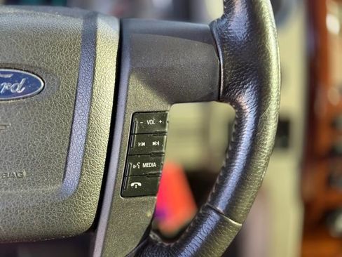 Used 2009 Ford F150 Lariat image 30