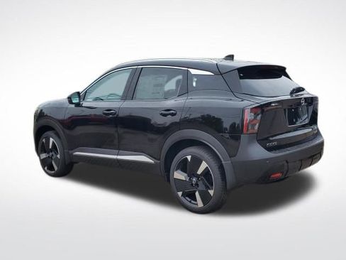 New 2026 Nissan Kicks SR w/ SR Premium Package image 3