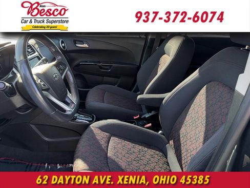 Used 2018 Chevrolet Sonic LT w/ Convenience Package image 10
