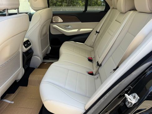 New 2026 Mercedes-Benz GLE 450 4MATIC image 29