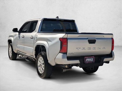 Used 2024 Toyota Tacoma SR5 image 7