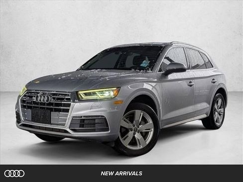Used 2018 Audi Q5 2.0T Premium Plus w/ Premium Plus Package image 1