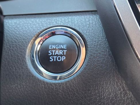 Used 2021 Toyota Camry XSE image 32