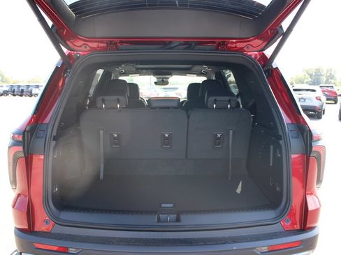 New 2027 Chevrolet Traverse Z71 w/ Enhanced Driving Package AWD/4WD image 17