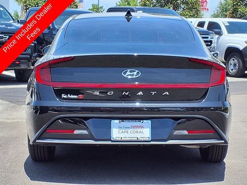 Used 2022 Hyundai Sonata SE w/ Cargo Package FWD image 6