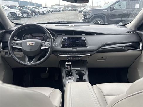 Certified 2023 Cadillac XT4 Premium Luxury w/ Cold Weather Package image 20