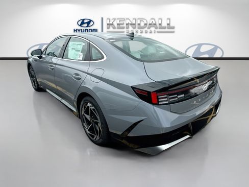 New 2026 Hyundai Sonata SEL FWD image 4
