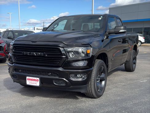 Used 2019 RAM 1500 Big Horn AWD/4WD image 2