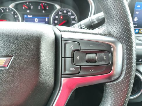 Used 2021 Chevrolet Blazer LT FWD image 25