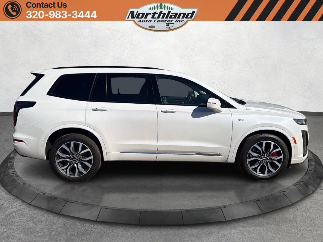 Used 2024 Cadillac XT6 Sport AWD/4WD image 4