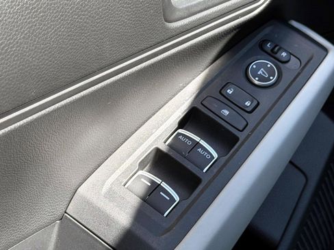 Used 2023 Honda Accord LX image 16