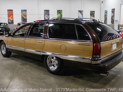 Used 1996 Buick Roadmaster Estate image 4