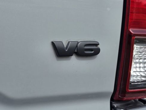 Used 2019 Toyota Tacoma TRD Off-Road w/ Technology Package image 25