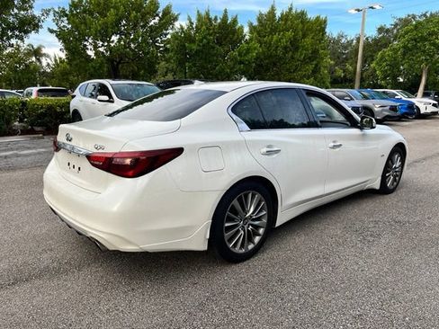 Used 2018 INFINITI Q50 Luxe w/ Cargo Package (L95) RWD image 6