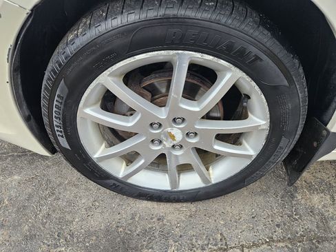 Used 2010 Chevrolet Malibu LTZ image 20