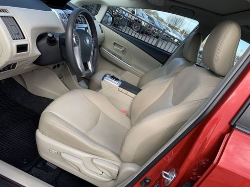 Used 2012 Toyota Prius V Five image 18