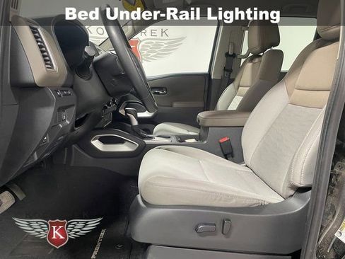 Used 2022 Nissan Frontier SV AWD/4WD image 12