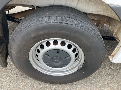 Used 2023 Mercedes-Benz Sprinter 2500 image 7