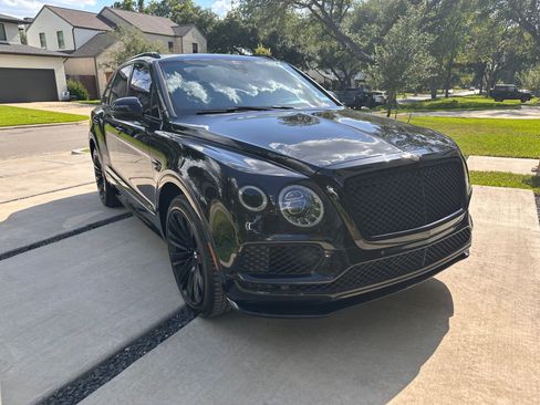 Used 2020 Bentley Bentayga Speed AWD/4WD image 2