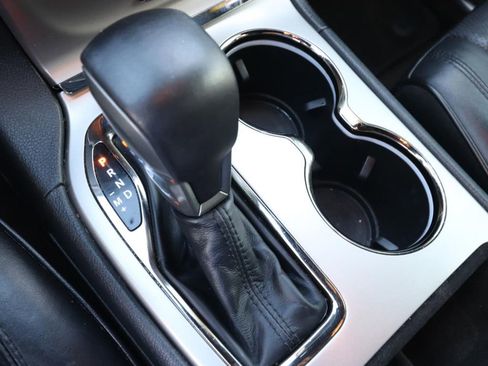 Used 2019 Jeep Grand Cherokee High Altitude image 24