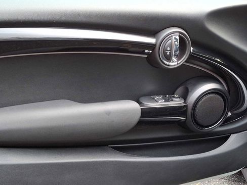 Certified 2023 MINI Cooper S image 10