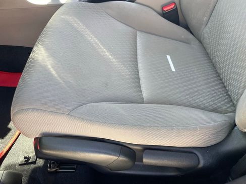 Used 2014 Honda Civic LX image 4