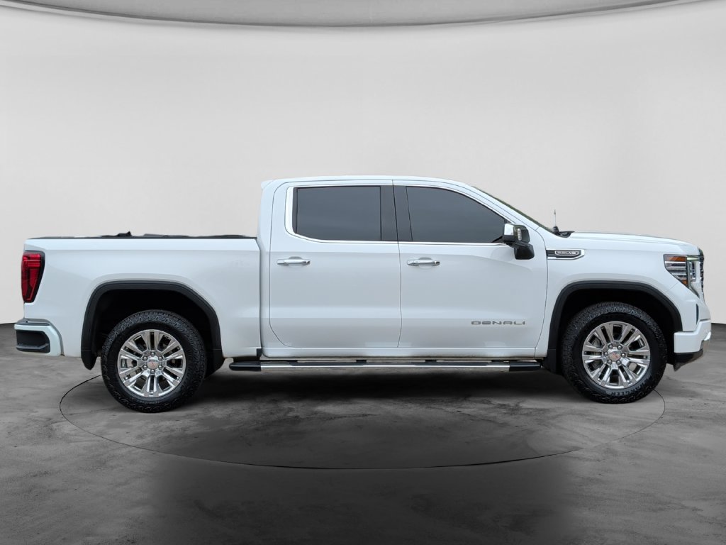 Used 2024 GMC Sierra 1500 Denali AWD/4WD image 8