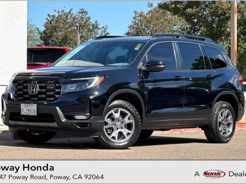 Certified 2023 Honda Passport TrailSport image 1