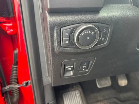 Used 2015 Ford F150 XLT w/ Equipment Group 302A Luxury RWD image 17
