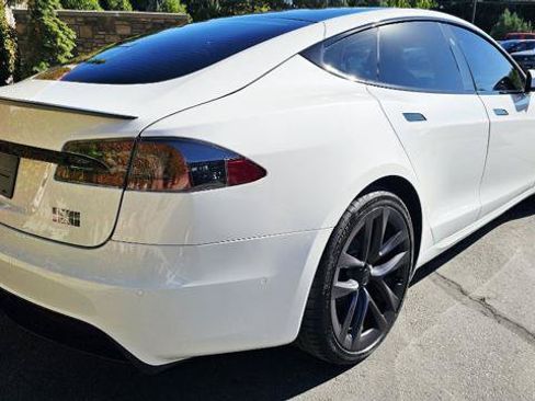 Used 2021 Tesla Model S Plaid AWD/4WD image 5