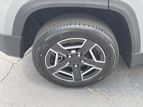 New 2026 Jeep Cherokee Laredo image 21