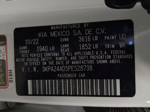 Used 2023 Kia Rio S w/ Technology Package FWD image 33