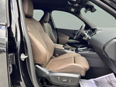 Used 2025 BMW X3 xDrive30i w/ Premium Package image 30