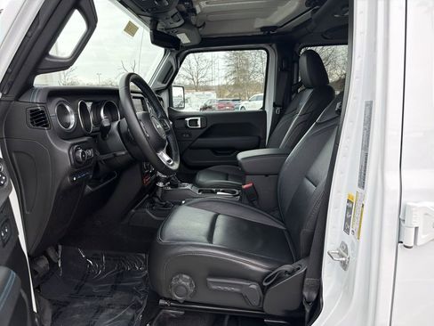 Used 2022 Jeep Wrangler Unlimited Rubicon 4xe w/ Cold Weather Group image 12