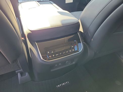 New 2026 INFINITI QX80 Luxe w/ Cargo Package image 12