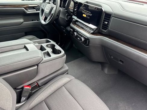 New 2026 GMC Sierra 1500 Elevation image 15