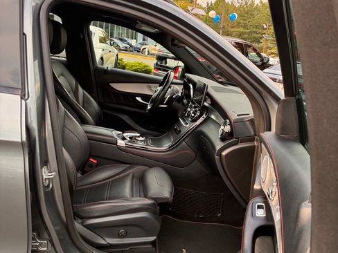 Used 2019 Mercedes-Benz GLC 43 AMG 4MATIC image 23
