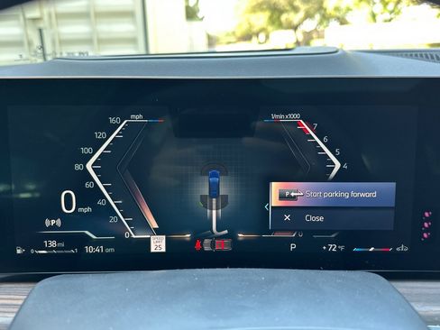 Certified 2025 BMW X7 xDrive40i w/ M Sport Package image 23