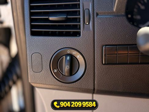 Used 2016 Mercedes-Benz Sprinter 2500 image 13