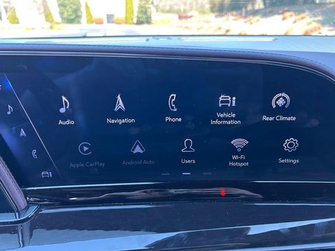 Used 2022 Cadillac Escalade ESV Sport Platinum image 30