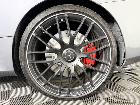 Used 2018 Mercedes-Benz C 63 AMG S image 30